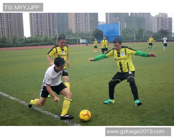 团结抗疫足球明星齐心协力共克新型肺炎疫情挑战